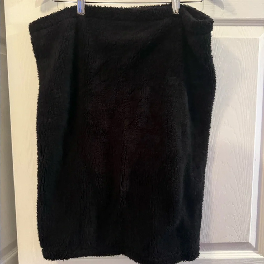 Alo Scarf Neck Warmer‎ Black.